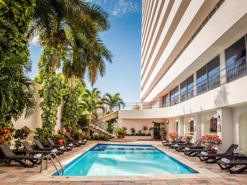 Почивка в Мексико - хотел Gamma Merida el Castellano - Мерида 4•