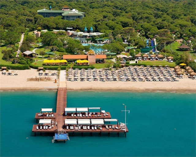 GLORIA VERDE RESORT HOTEL 5•