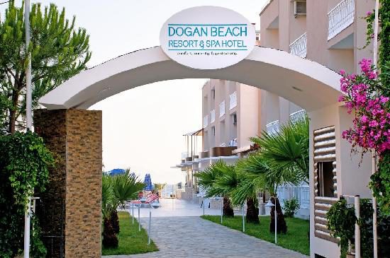 Dogan Beach Resort 3 * хотел, Кушадасъ