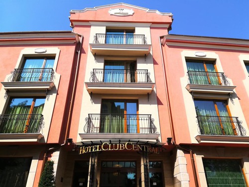 Почивка в Хисаря, България - хотел СПА клуб 