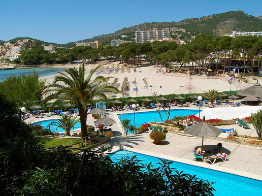 Слънчева Палма де Майорка, курорт Палманова - 7 нощувки полупансион, луксозен хотел, трансфери и полети
