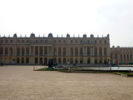 Дворецът Версай