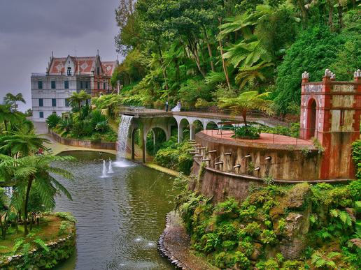 Наречен ‘плаващата градина’ на Атлантическия океан, островът е португалският еквивалент на Райската градина.